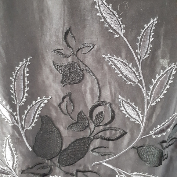 Coldwater Creek Medium Lightweigh Black Tunic Top - Picture 6 of 8